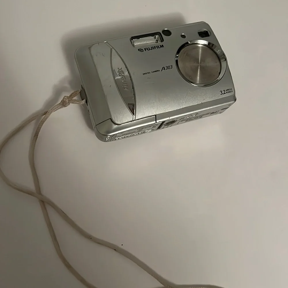 Fuji Film FinePix Camera not tested